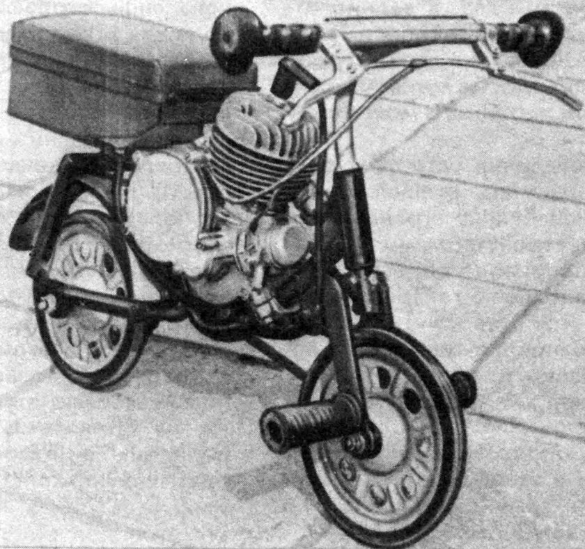 Мопед газулька с двигателем д6