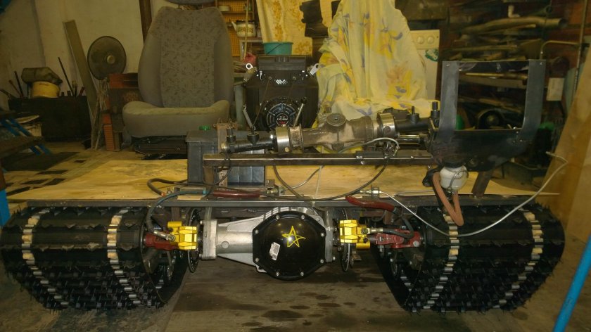 Гусеничный вездеход ВАЕР 1800