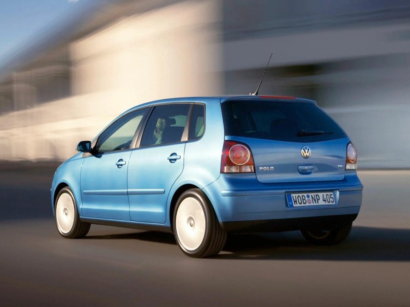 Volkswagen Polo 2005 хэтчбек