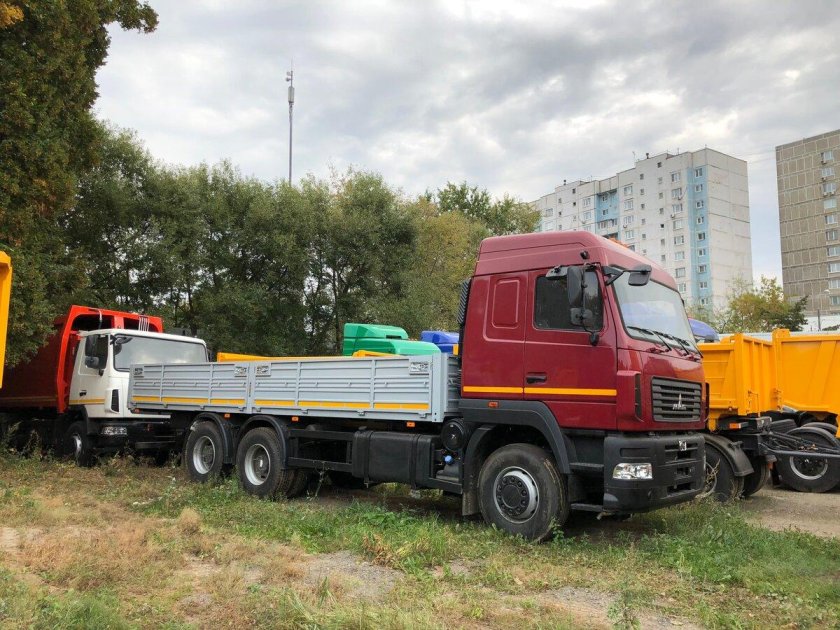 МАЗ 631228 бортовой