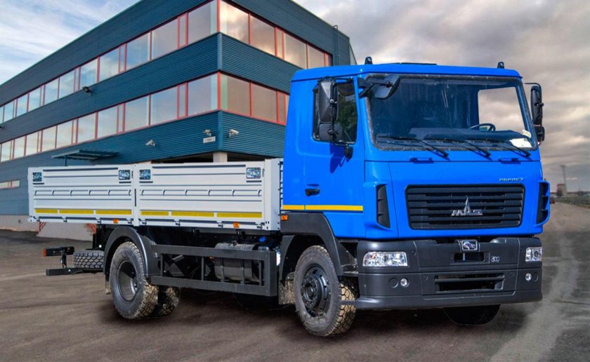 МАЗ 4381 бортовой