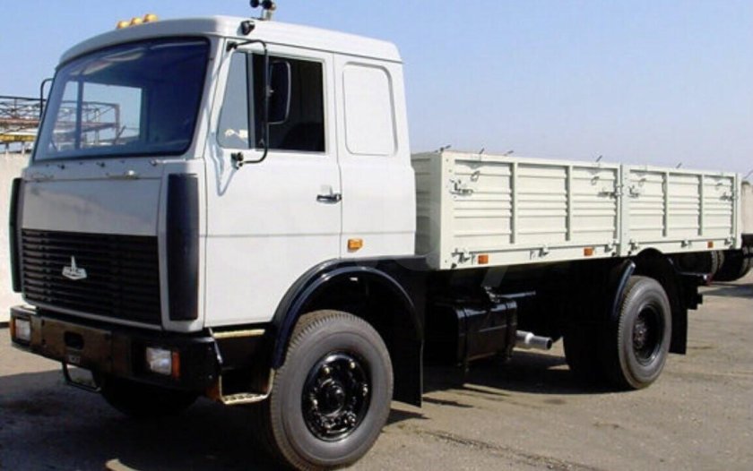 МАЗ 5337 бортовой