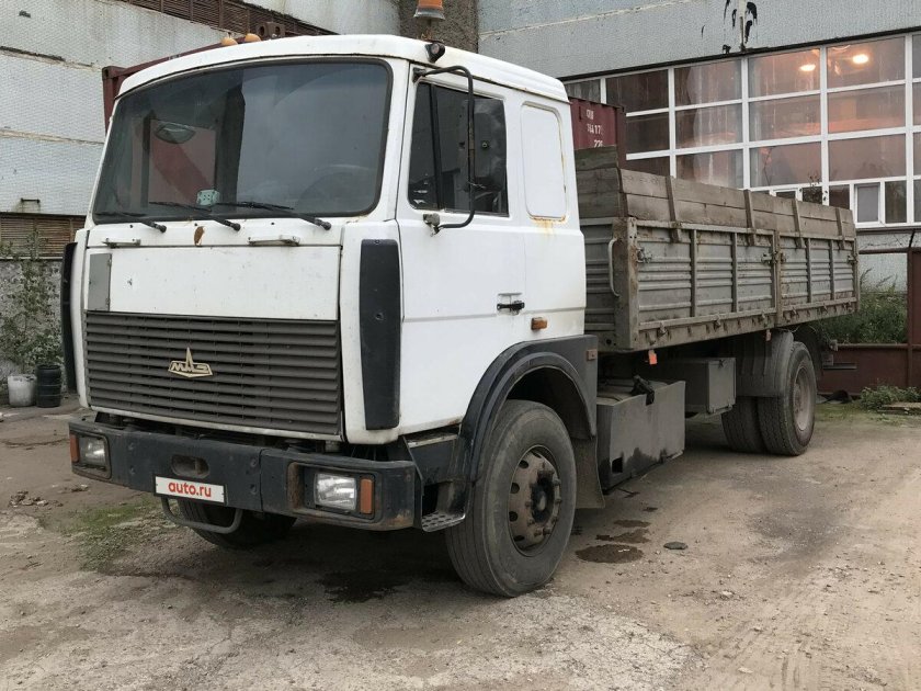МАЗ 5336 бортовой