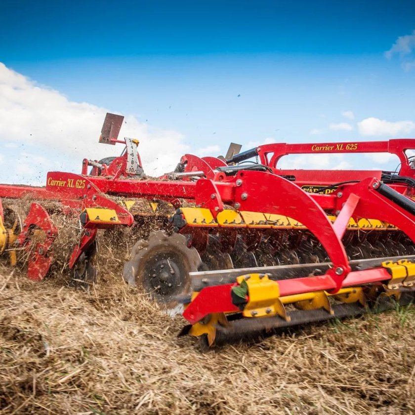 Carrier 625 XL Vaderstad