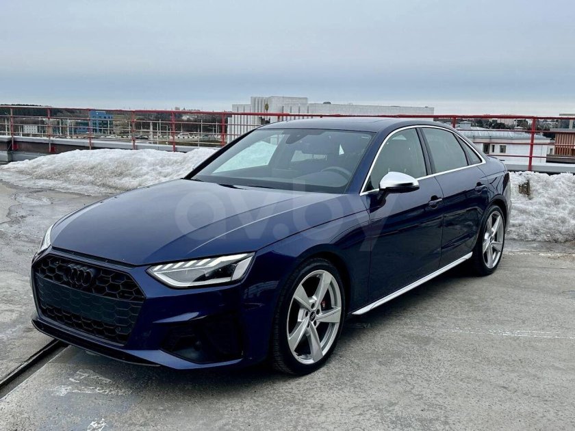 Ауди а 4 2020 года