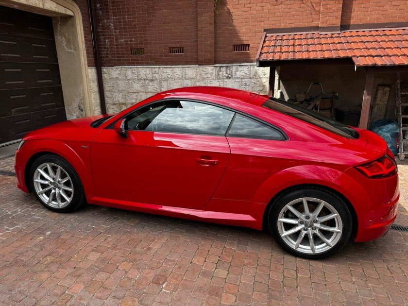 Audi tt 2015