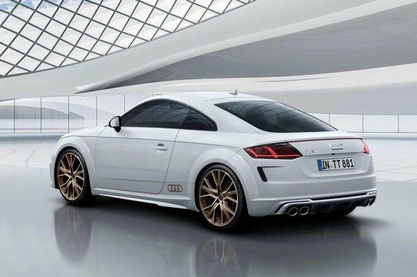 Ауди ТТ 2023