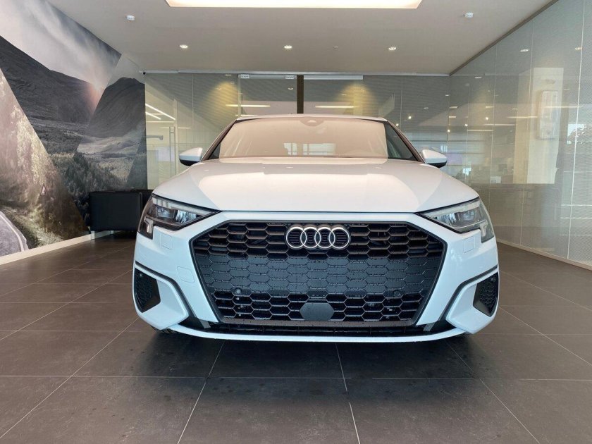 Ауди седан 2022