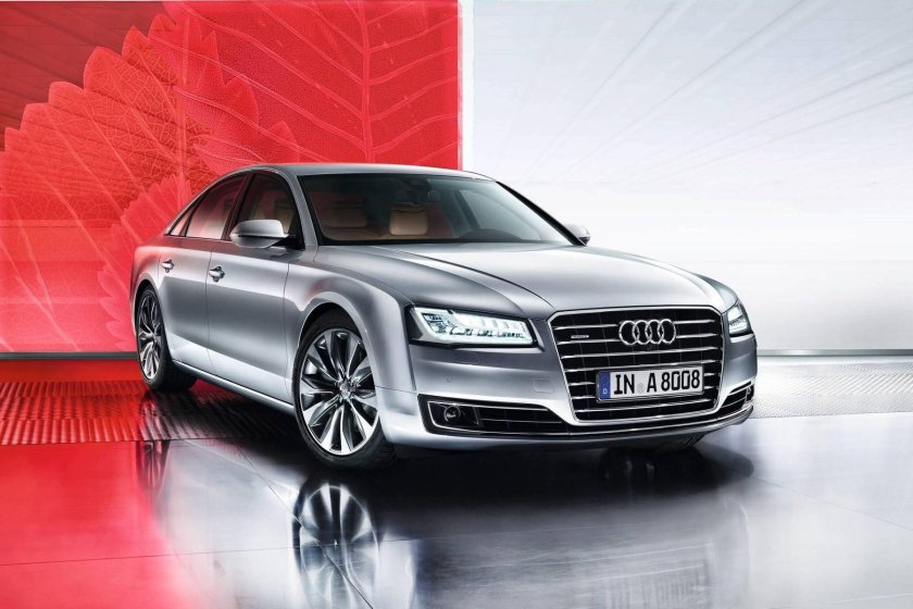 Ауди а8 Лонг 2019