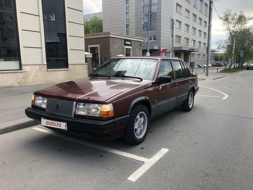 Ниссан Станза 1985