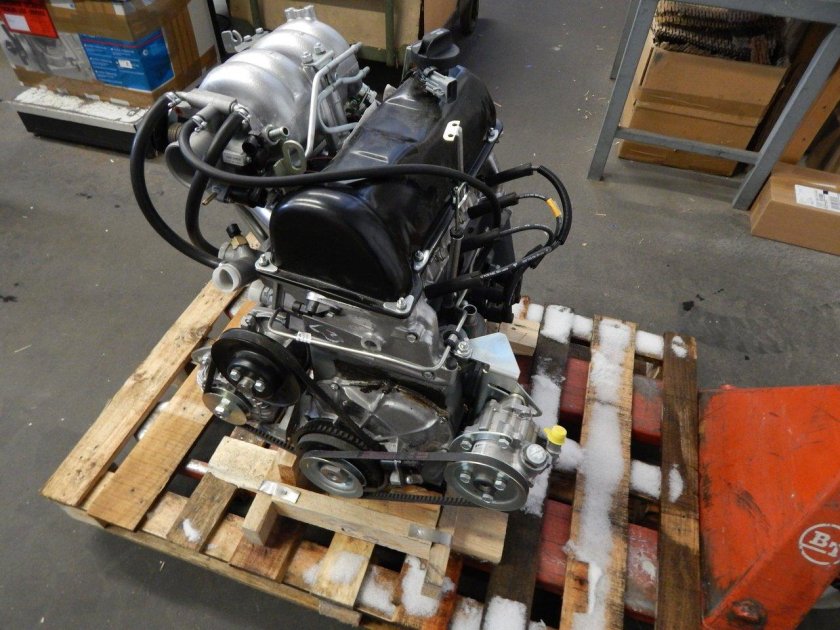 Мотор Нива 21213 инжектор