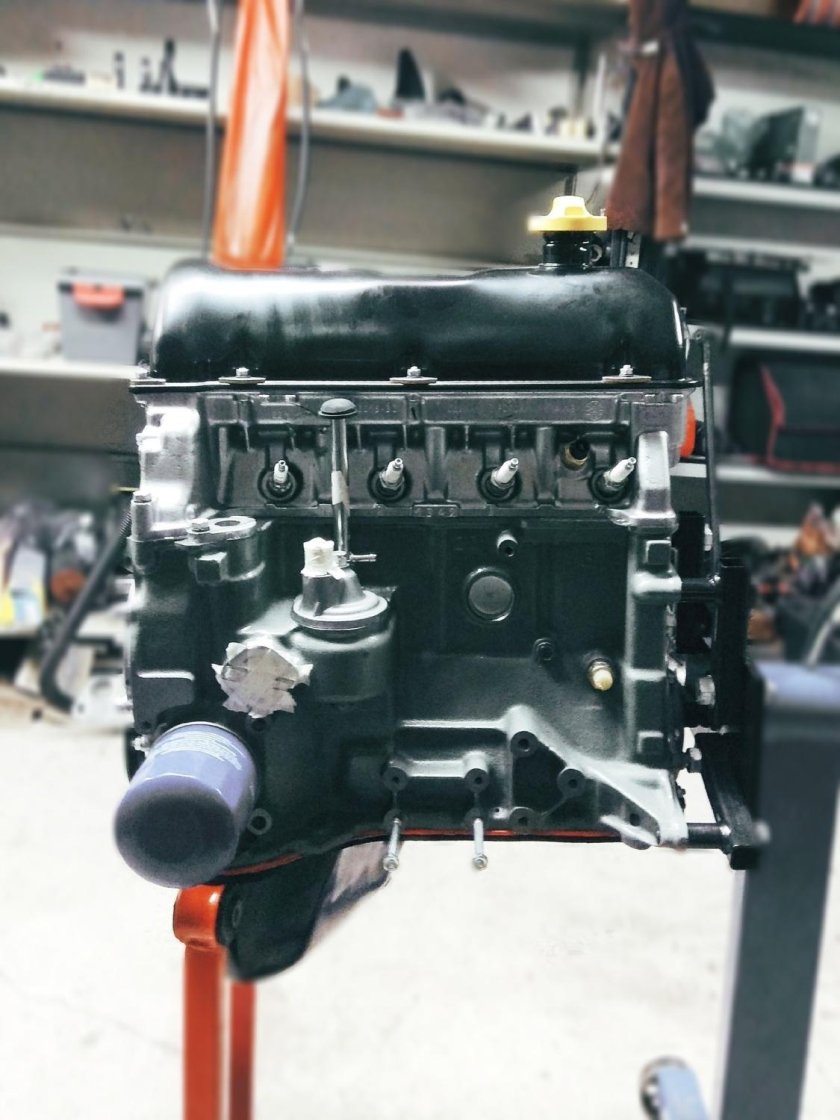 Двигатель ваз 2123