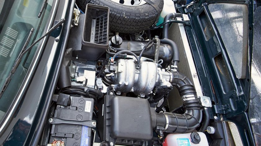 Нива 2131 моторный отсек