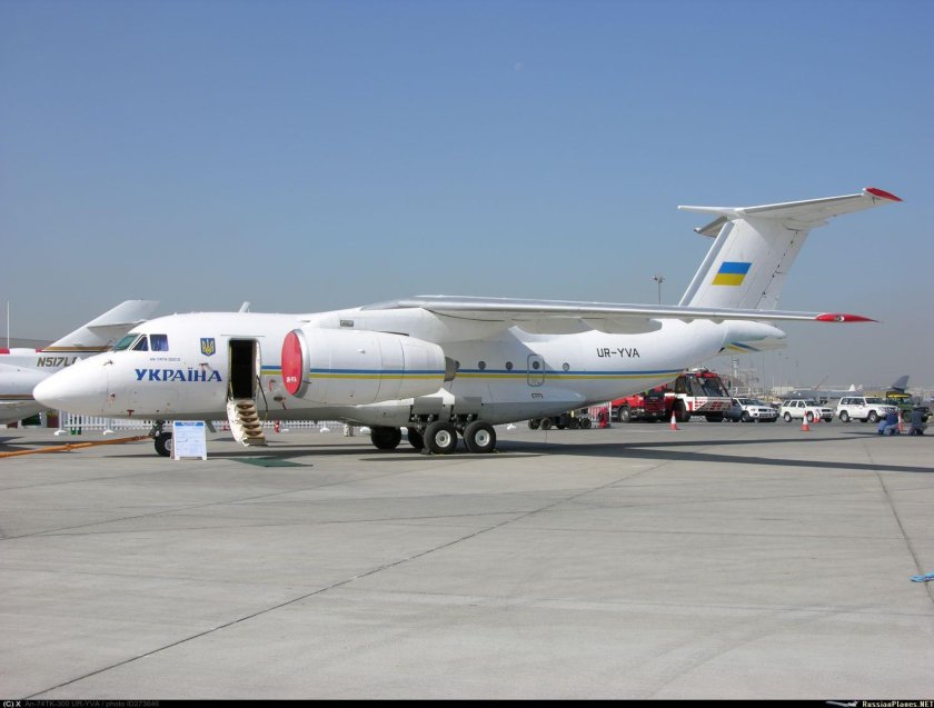 Самолёт ан-74тк-300