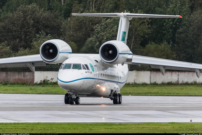 Самолёт АН-74тк-300