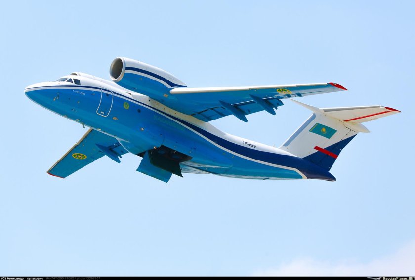 АН-74 самолет