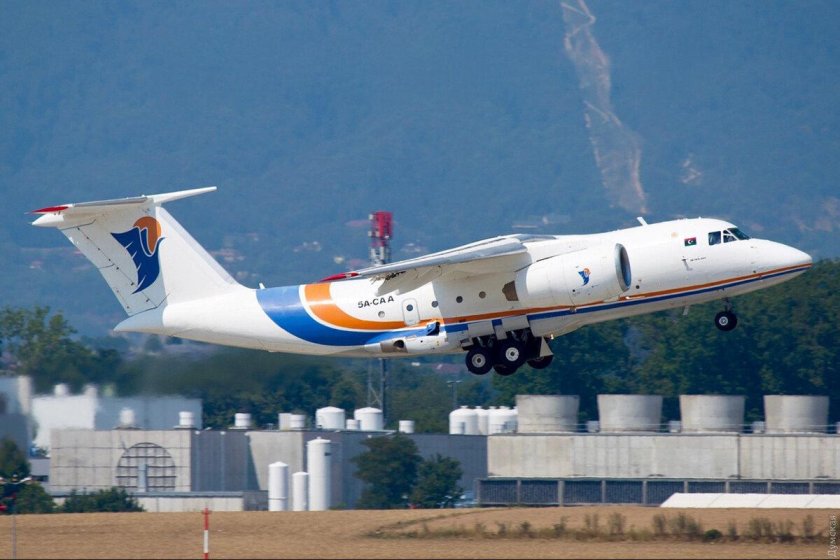 Самолёт АН-74тк-300