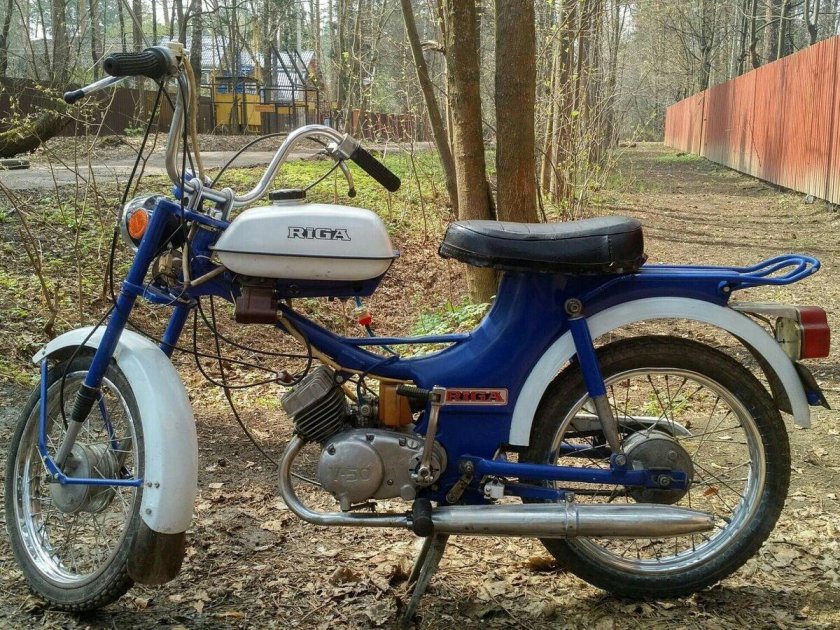 Мопед Рига 22