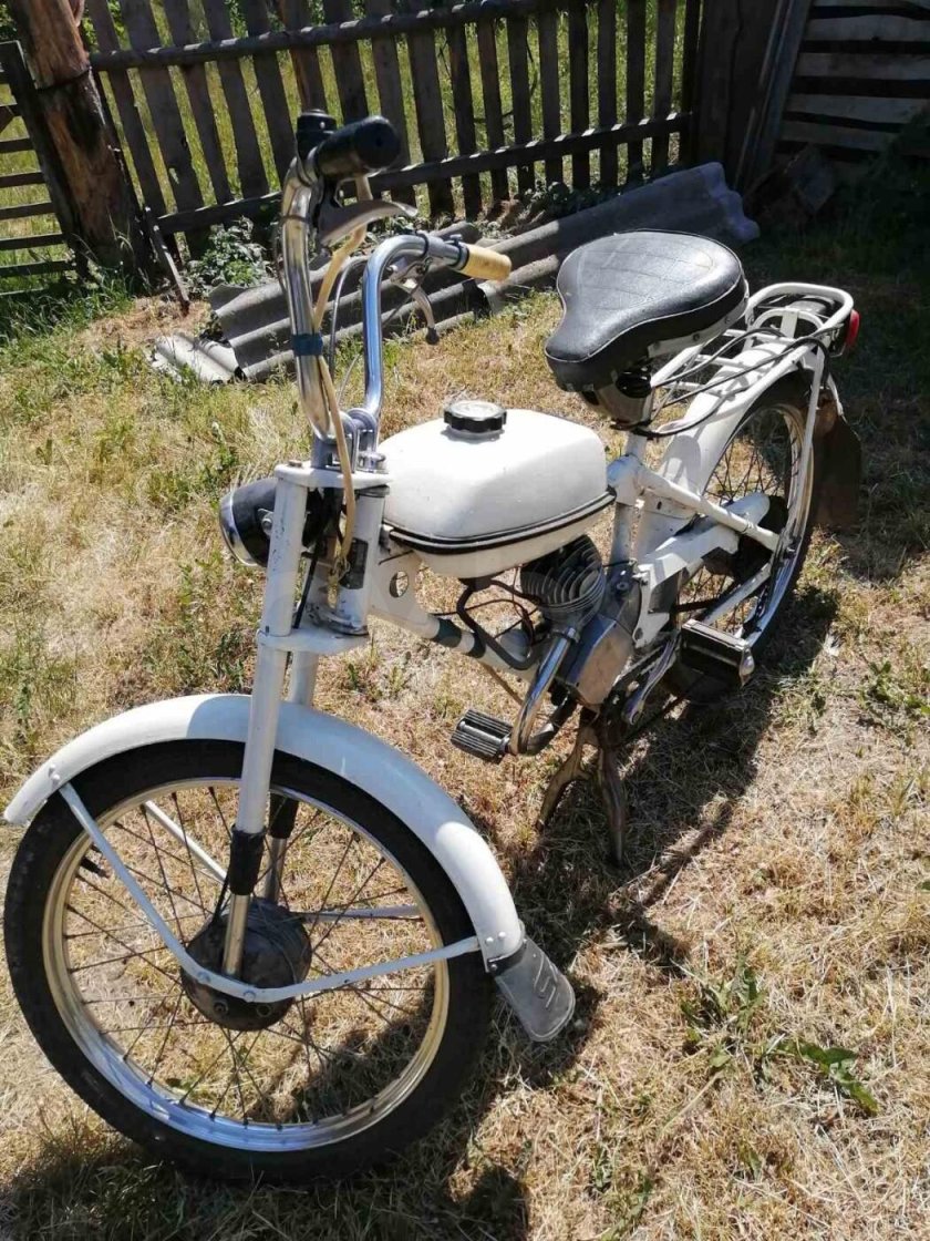 Мопед рига 13