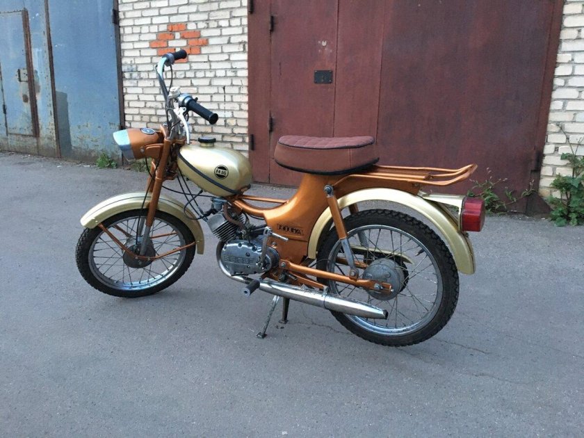 Мокик Рига 16