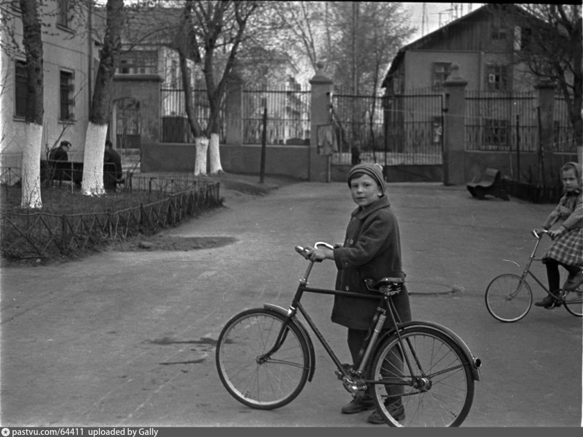 Советское детство на велосипеде