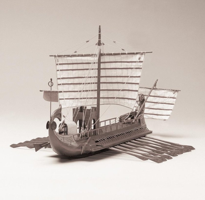 Бирема корабль рим