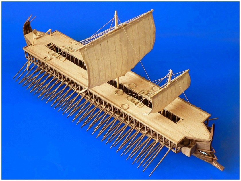 Финикия трирема