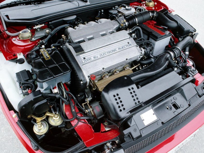 Fiat Coupe 2.0 Turbo двигатель