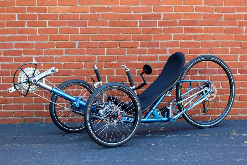 Веломобиль трайк лигерад