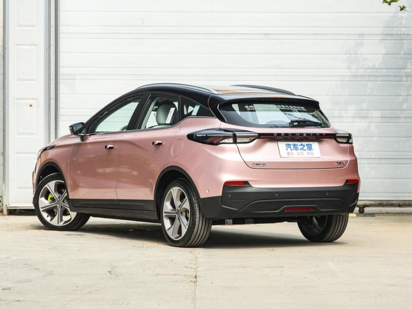 Geely Geometry m6