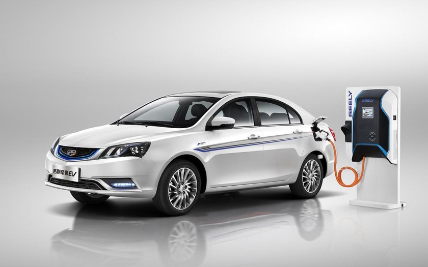 Geely Emgrand ev