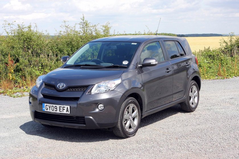 Toyota Urban Cruiser 2012