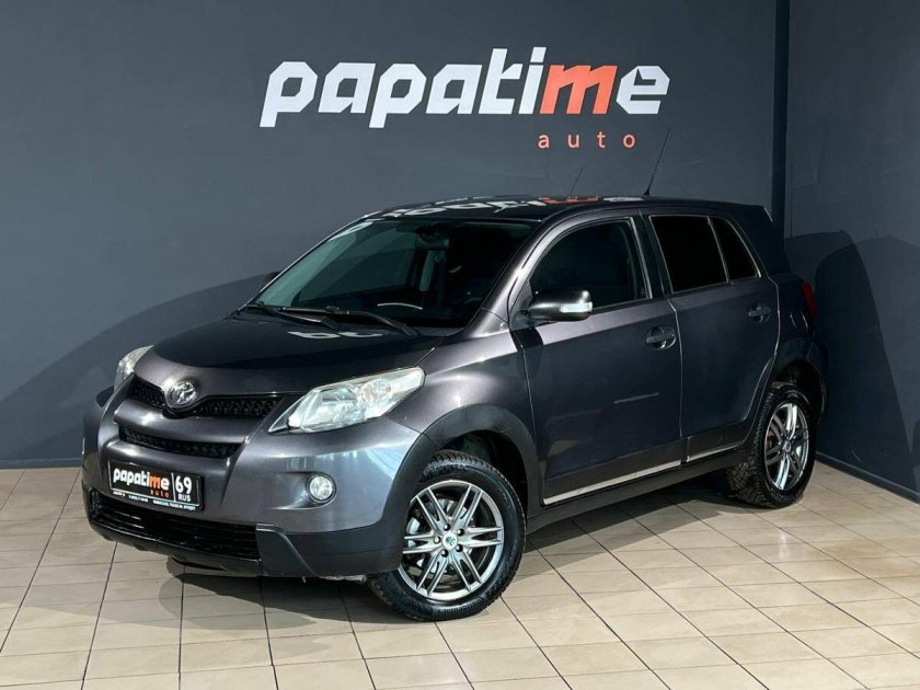 Toyota urban cruiser 2012