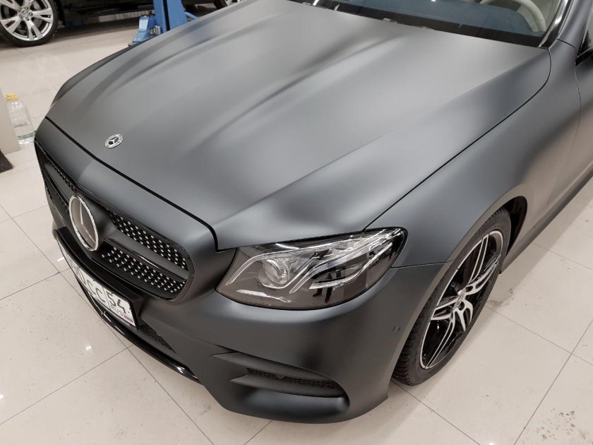 Серый графит металлик Мерседес