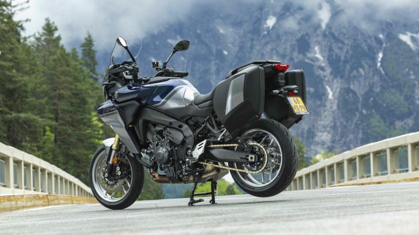 Yamaha mt-09 tracer