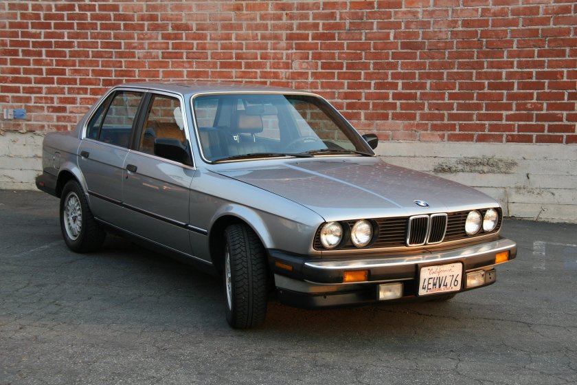 BMW 3 e30 318i