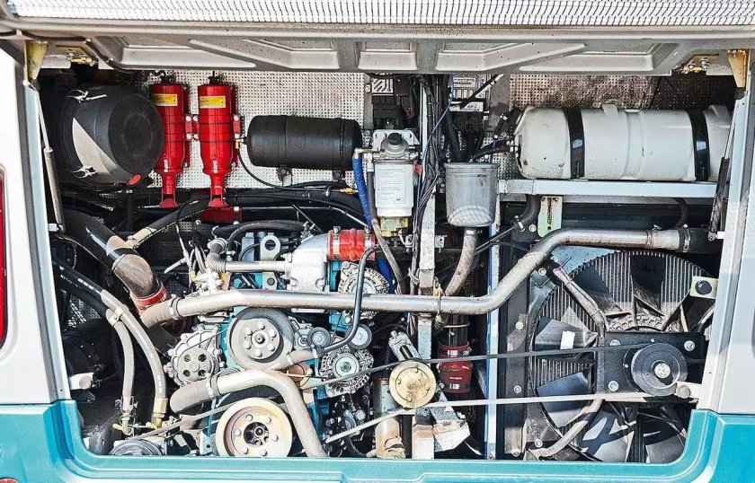 Моторный отсек ЛИАЗ 529267