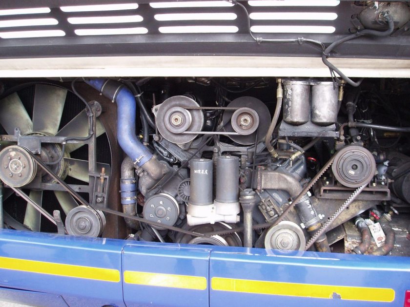 Двигатель автобуса Неоплан