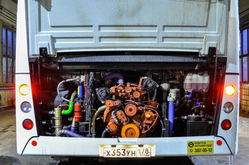 МАЗ 206 двигатель