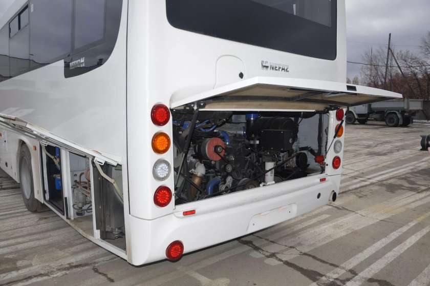 Двигатель автобуса НЕФАЗ 5299