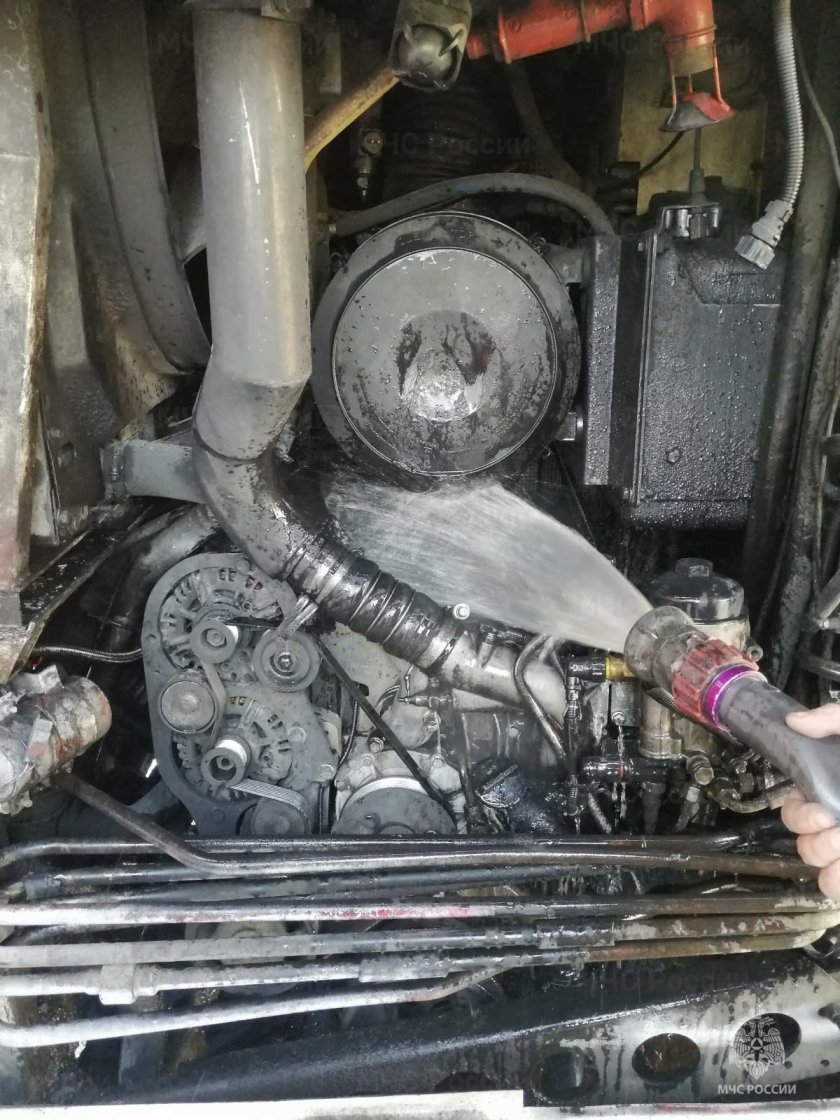 Двигатель автобуса