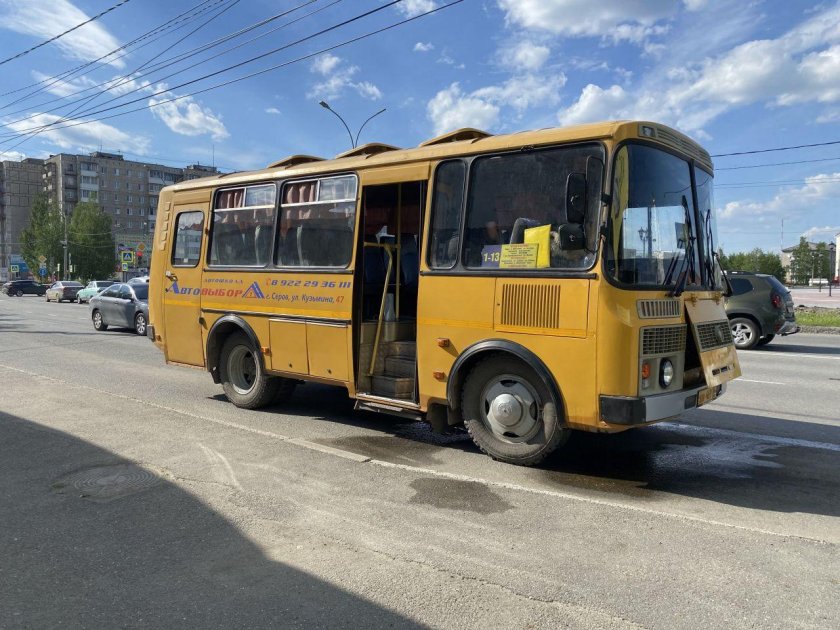 Пустой. Автобус. В. Казани