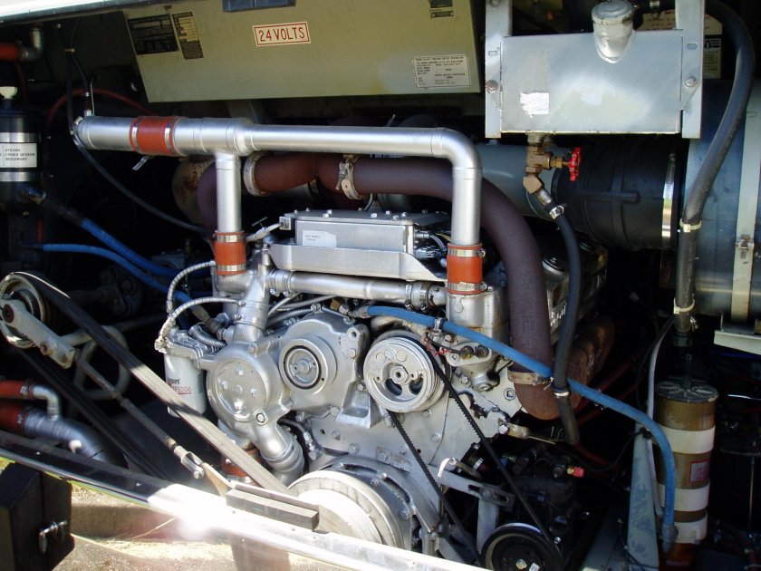 Двигатель автобуса