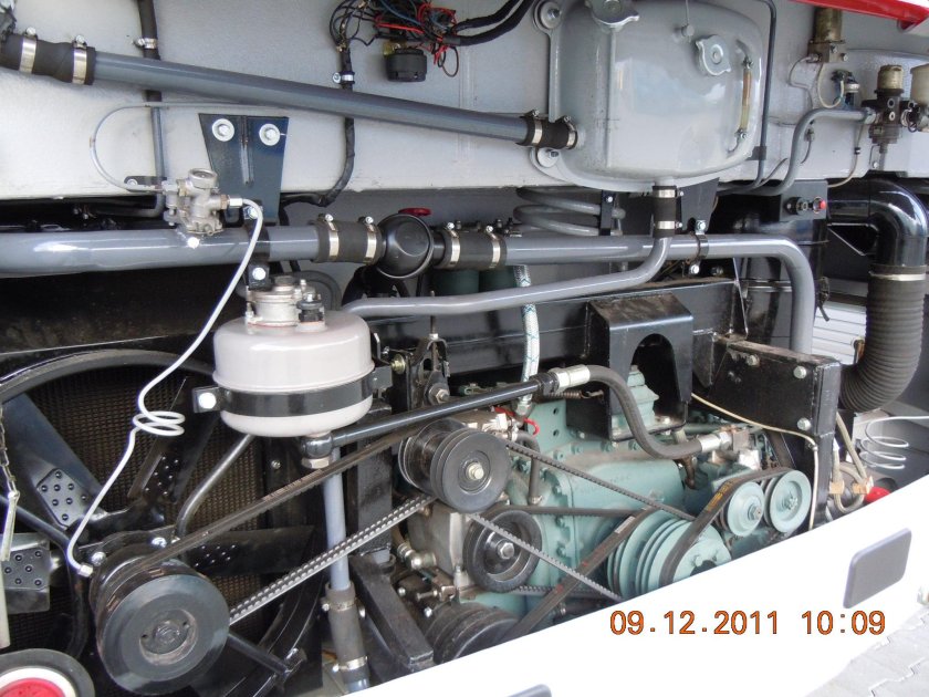 Икарус с двигателем ЯМЗ 238