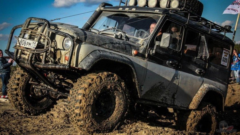 УАЗ-469 внедорожник «Хантер»