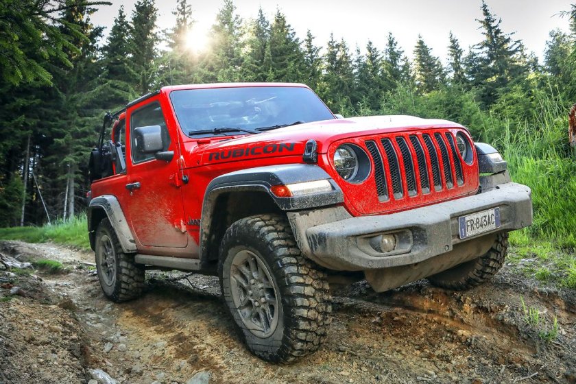 Jeep Wrangler 3
