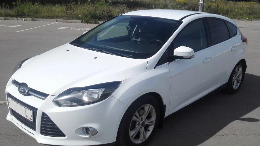 Ford Focus, 2012 белый