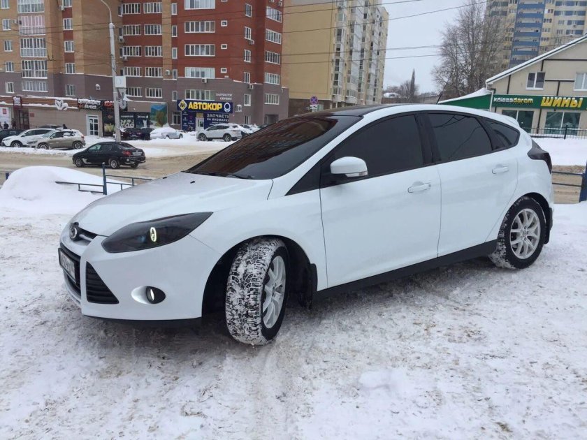Форд фокус 3 белый тонированный