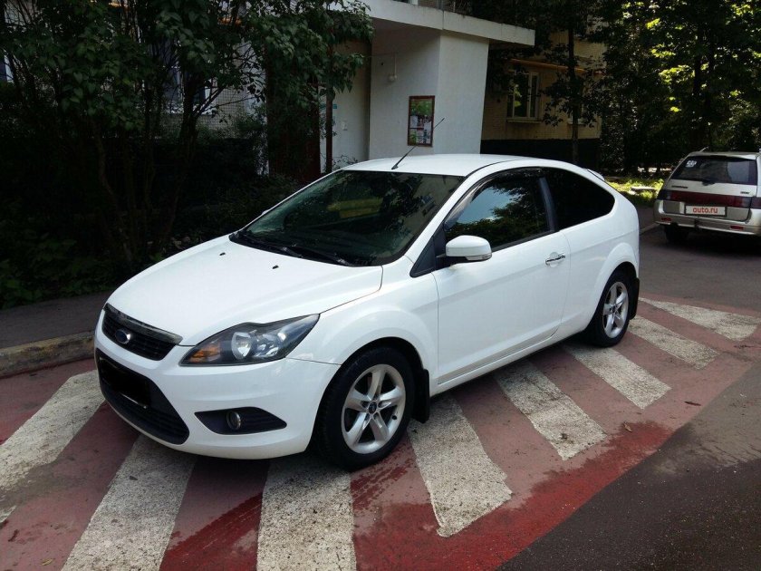 Ford Focus 2 Рестайлинг белый