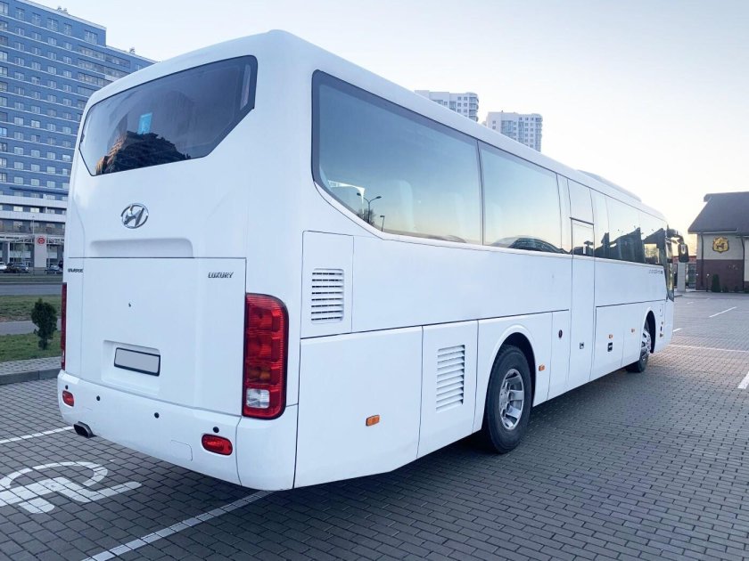 Автобус Hyundai Universe Space Luxury